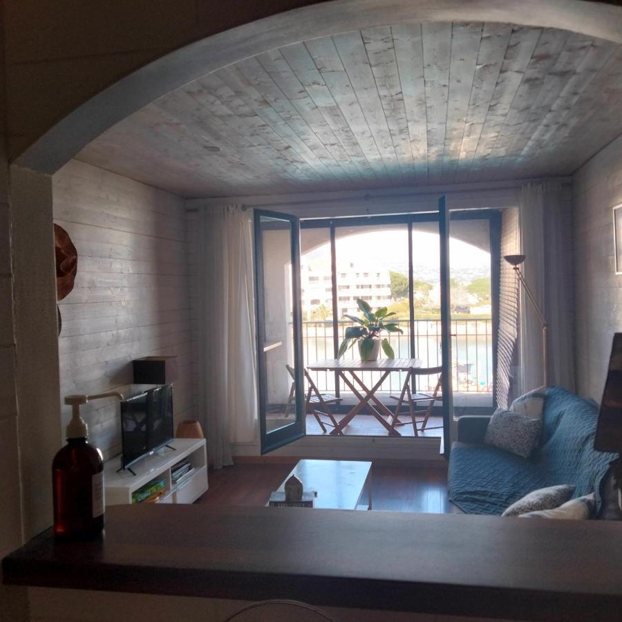 Bel appartement vue mer Cogolin Exterior foto